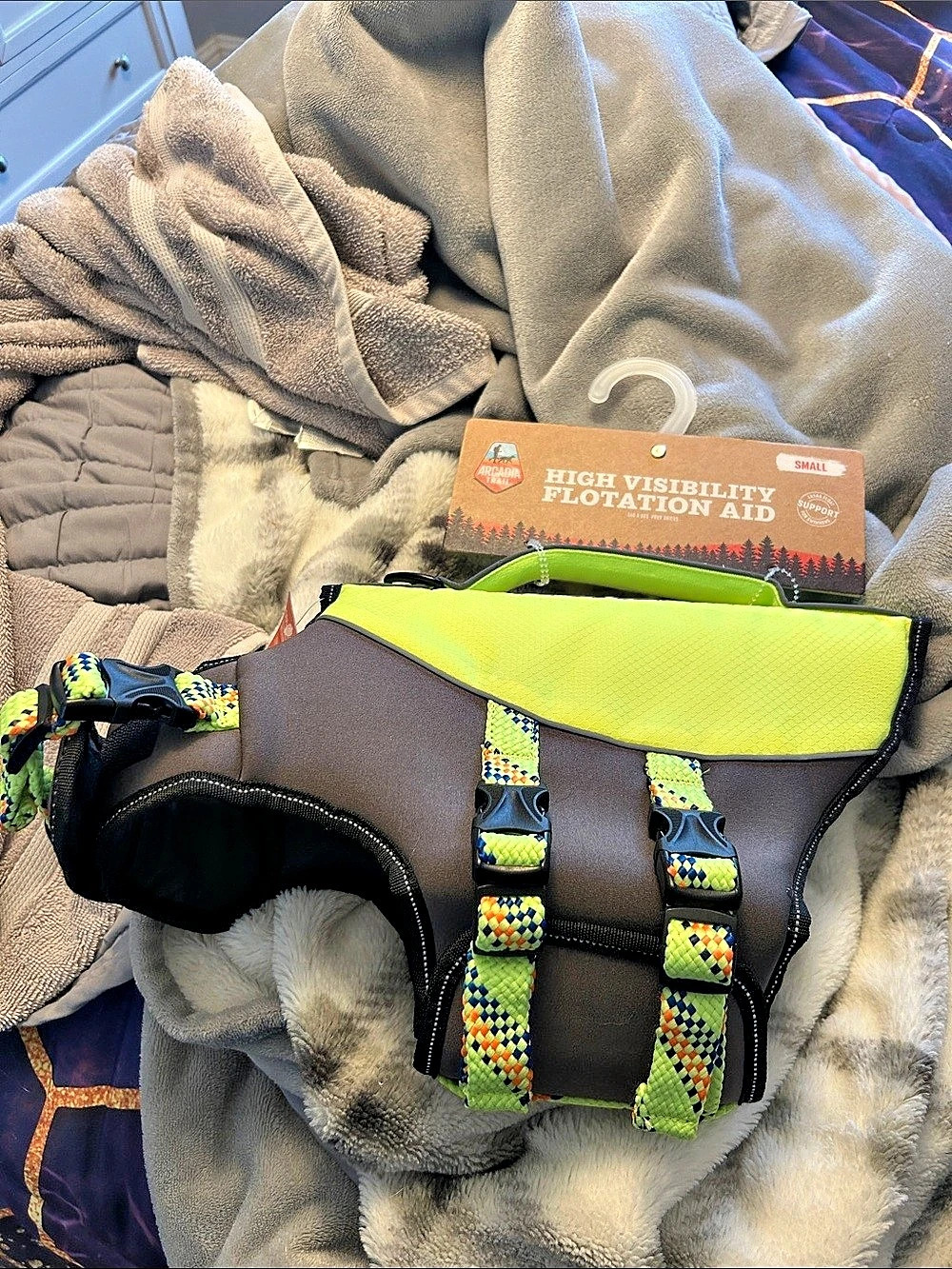 Arcadia Trail High Visibility Flotation Aid Dog Life Jacket Green & Black